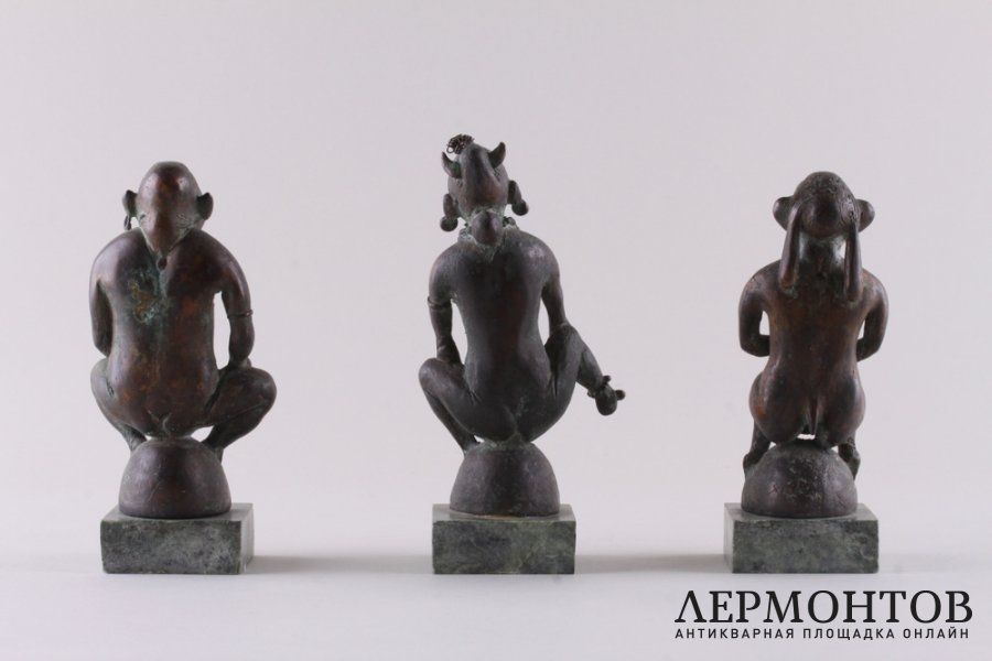 Триптих Мелкие страсти. С.А. Савин. Бронза, камень. Россия, 1980-2000-е гг.