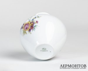 Ваза с цветами. Фарфор, Hutschenreuther, Германия, 1970–1985 годы