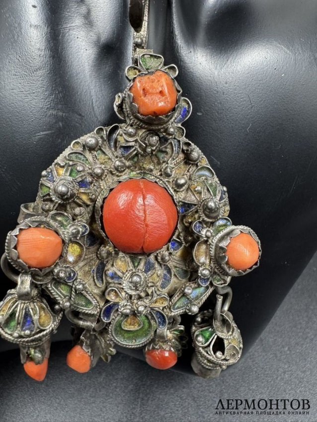 Ожерелье с кораллами. Серебро, кораллы, СССР, 2-я половина 20 века
