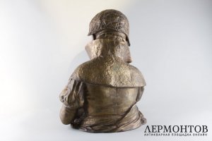 Скульптура За чтением. Франция, автор Louis Hottot, кон. 19 в. Шпиатр.