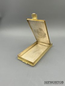Коробка для сигарилл с выемчатой эмалью. Серебро 950 пробы, золочение, Albert Beaufort, Франция, конец 19 века