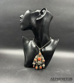 Ожерелье с кораллами. Серебро, кораллы, СССР, 2-я половина 20 века