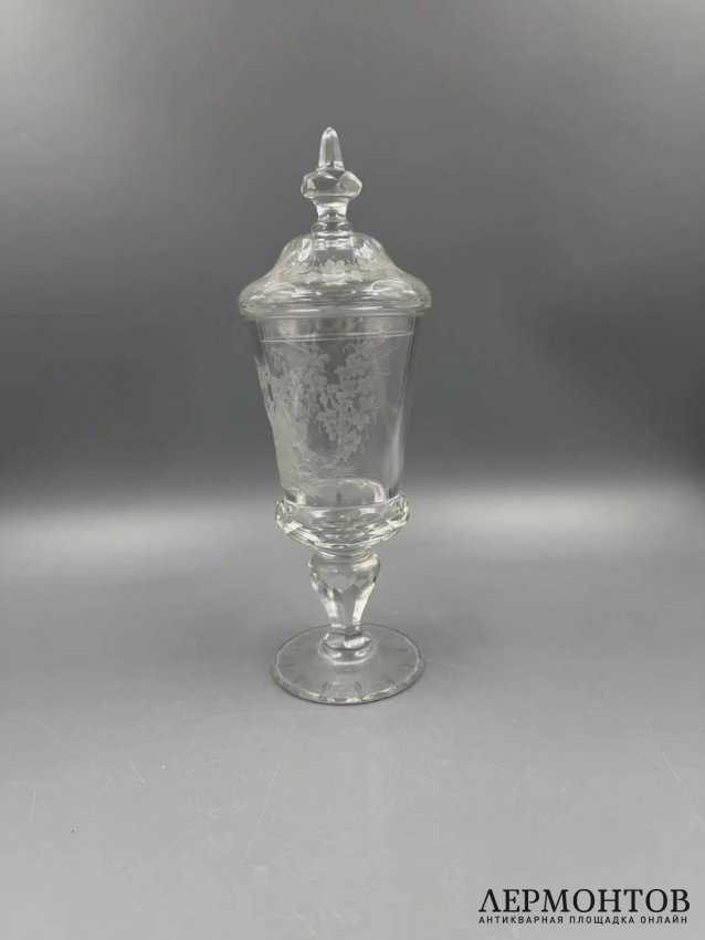 Кубок с крышкой «Пастораль». Хрусталь, гравировка, Европа, 1870–1890 годы