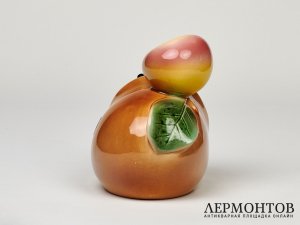Статуэтка «Ежик с яблоком». Jinokera, Чехословакия, 1960 год
