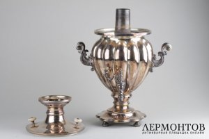 Самовар-яйцо дольное. Братья Хенненберг. Латунь, серебрение. Российская империя, XIX век.