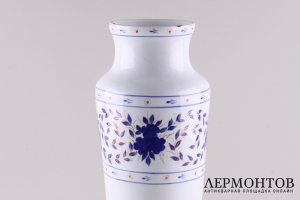 Ваза Синие цветы. Фарфор, кобальт. СССР, Кировский фаянсовый завод, 1927-35