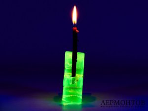 Подсвечник «Ангел». Урановое стекло, Чехия