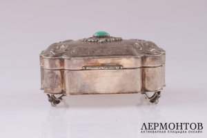 Шкатулка с камнем. Серебро 800 пробы, золочение.  Италия