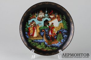 Набор декоративных тарелок с сюжетами из русских сказок. СССР, Палех, 1989-1990 гг.