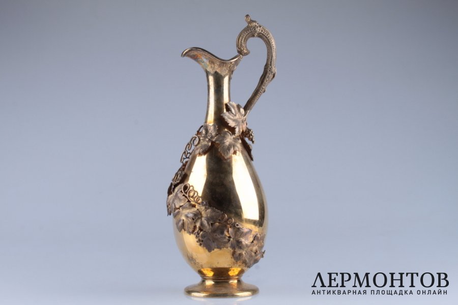Кувшин с ручкой в виде виноградной лозы. США, Нью Йорк, фирма Howard amp Co., начало 20 в. Серебро 925.