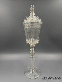 Кубок с крышкой «Цветы». Хрусталь, гутная пластика, Европа, 1860–1880 годы