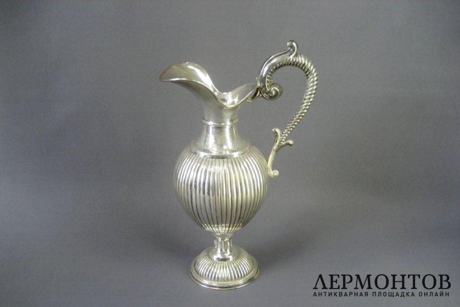 Кувшин. Серебро 950 пробы. Франция, XIX век.