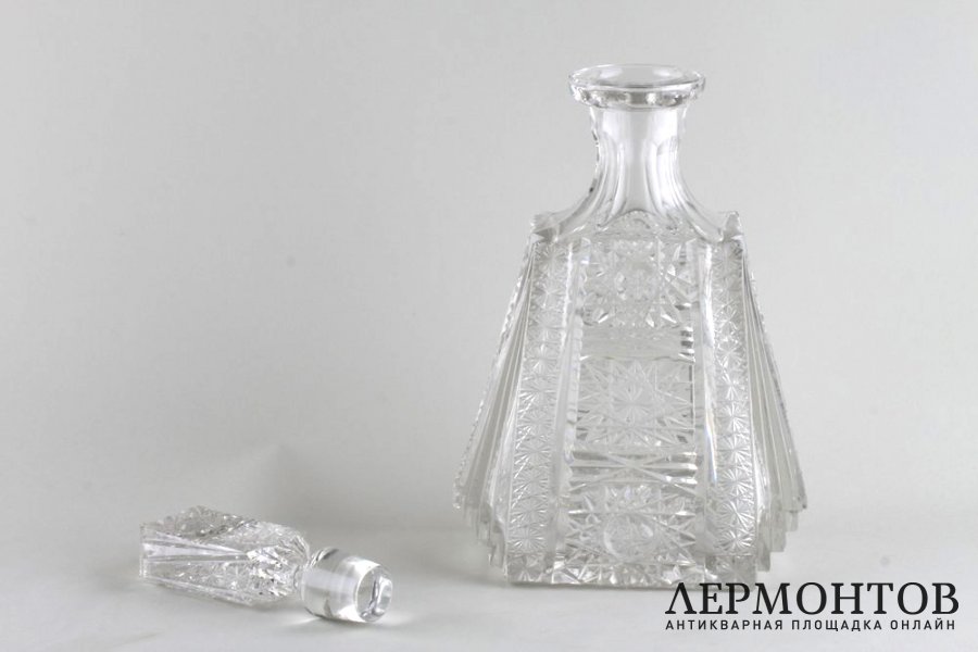 Графин. Хрусталь, резьба. Европа, до 1940-х гг.
