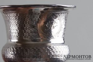 Пашотница в классическом стиле. Серебро 950 пробы. Франция, XIX век.