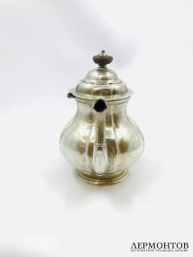 Чайник. Серебро, Швеция, 1749 год