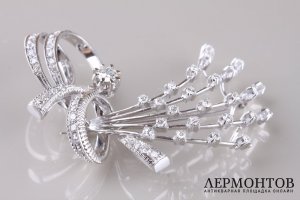 Брошка в виде букета. Франция, 2 пол. 20 в. Золото 750 пробы, бриллианты, 