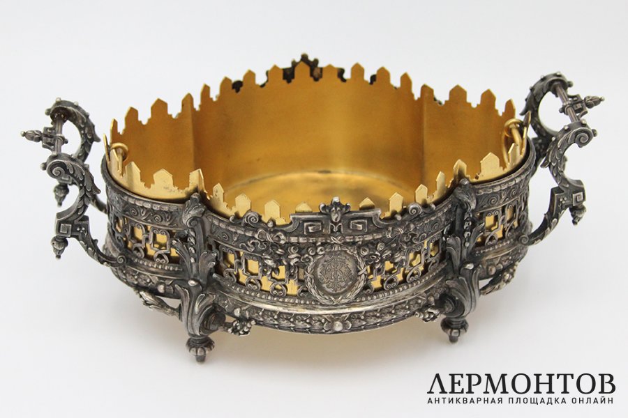 Подача, жардиньерка в стиле историзм. Серебро 800 пробы. Германия, Posen, 1897 г.
