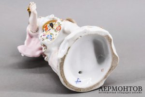 Статуэтка Афина. Фарфор, роспись. Германия, Зитцендорф, 1884-1902.