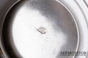 Молочник  Chauchefoin в технике гильоше. Серебро 950 пробы. Франция, конец XIX века