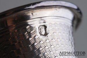 Пашотница в классическом стиле. Серебро 950 пробы. Франция, XIX век.