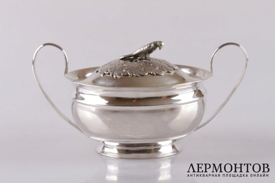 Сахарница с крышкой. Серебро 84 пробы. 1817 год. Российская империя.