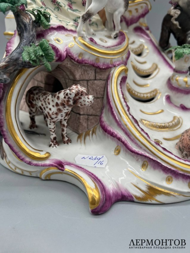 Скульптурная группа «Грот. Охота». Фарфор, роспись, Nymphenburg, скульптор Ф. А. Бустелли, Германия, 19 век