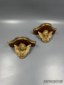 Парные полочки-консоли с амурами. Дерево, резьба, Западная Европа, начало 20 века