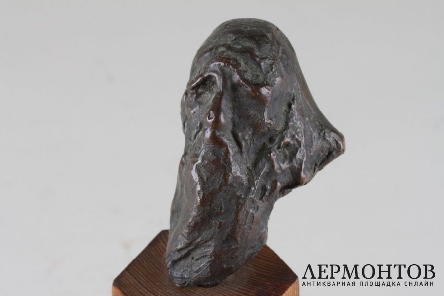 Бюст Голова старца. Бронза. Россия.