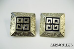 Клипсы. Серебро 950 пробы, эмаль. Франция, Живанши, ХХ век.