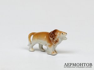 Статуэтка «Лев». Фарфор, Lippelsdorf, Германия, 1950–1970 годы