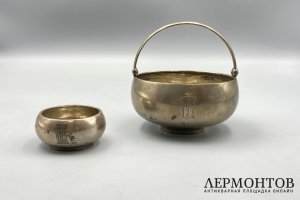 Набор - сахарница и солонка. Россия, И. Хлебников, 1880-е гг. Серебро 84 пробы.