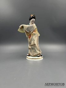 Статуэтка «Японка с веером». Фарфор, Meissen, Петер Странг, Германия, 2013 год