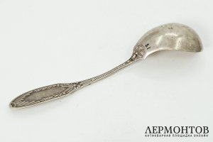 Большая ложка для соуса в стиле неоклассика. Германия, фирма H.MayenCo, кон. 19 в.