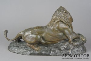 Скульптура Лев, когтящий змею. Франция, авт. мод. C Masson, конец 19 века. Бронза. 