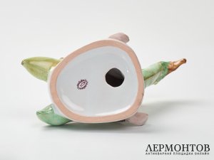 Статуэтка «Мальчик на горохе». Керамика, Венгрия, вторая половина XX века