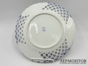 Тарелки Галантные сцены. Франция, Sevres, 19 век. Фарфор, роспись.