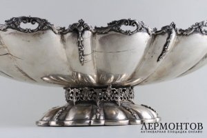 Ваза для фруктов на ножке. Серебро 800 пробы. Италия, пер. пол. XX в.