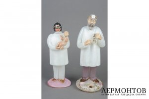 Статуэтки Доктора, 2 шт. Чехословакия, 1960-1980-е гг. Цветное стекло.