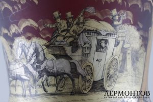 Ваза с живописным рисунком Экипаж. Зап. Европа, 19 в. Красное стекло.