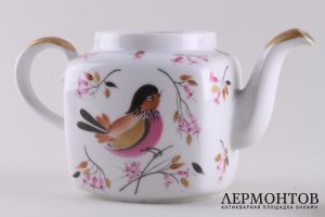 Чайник Весенняя птица. Фарфор, роспись. Автор Л.И. Григорьева. СССР, ЛФЗ, 1970-80е