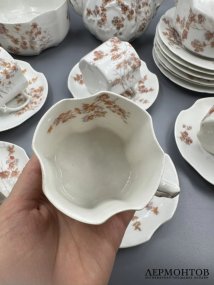 Чайный сервиз на 5 персон в стиле модерн. Фарфор, Товарищество Кузнецова, Россия, начало 20 века