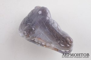 Статуэтка. Голова крокодила. Аметист. Китай. Начало XX в.