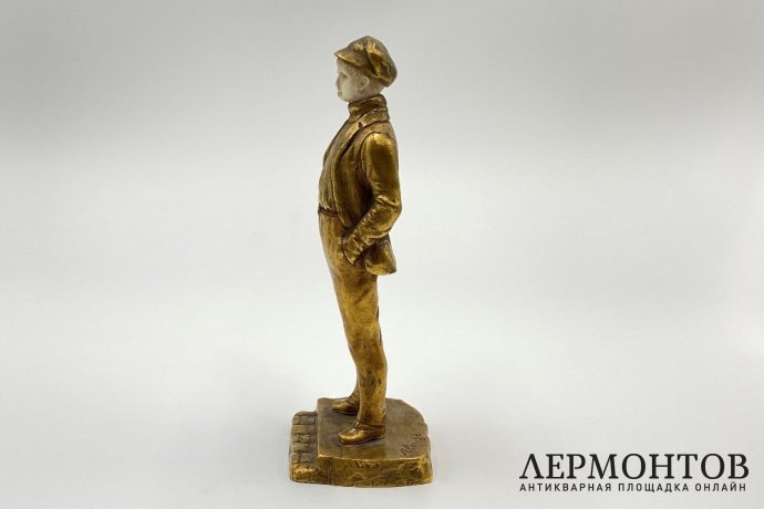 Скульптура Стиляга в стиле Ар Деко. Франция, Париж, Alonzo, 1920-е гг. Бронза, кость.