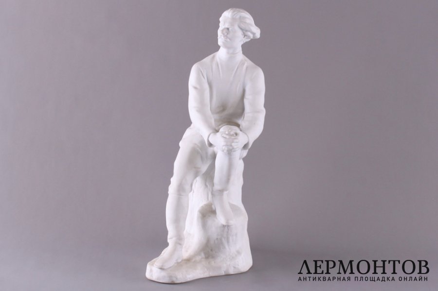 Статуэтка Максим Горький. Фарфор. СССР, ЛФЗ. 1950-е.