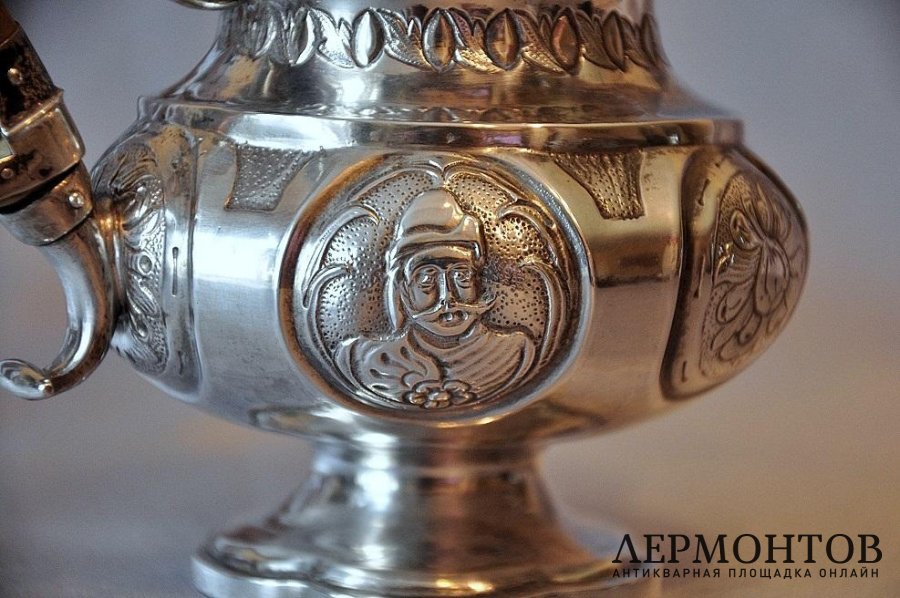 Молочник. 1840 год. Серебро 84. Российская империя