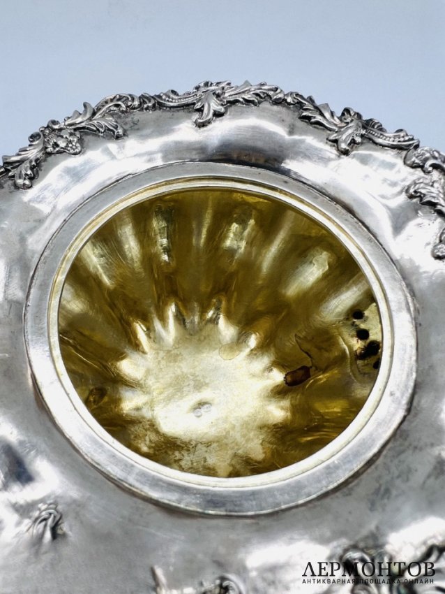 Чайник с цветочным декором. Серебро 84 пробы, кость, Россия, 1843 год