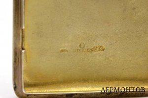 Портсигар с крестьянским сюжетом. Серебро 84 пробы. Россия, Милюков, 1880е гг.