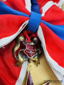 Орден «Звезда мира» в коробке. Серебро, эмаль, бронза, золочение