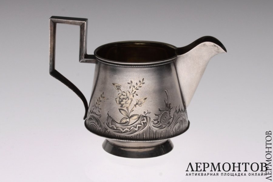 Молочник. Серебро 84. Российская империя