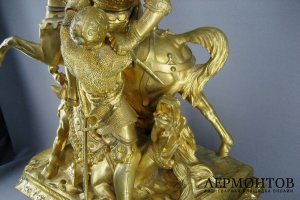 Каминные часы. Шарль Мартель. Скульптор GECHTER. Бронза, малахит, Франция, XIX век.